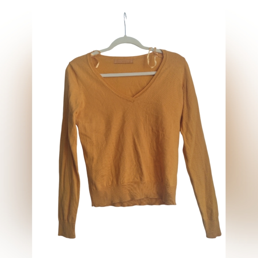 Cache cache sweater